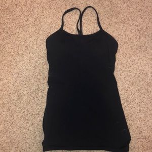 Lulu lemon Y-tank